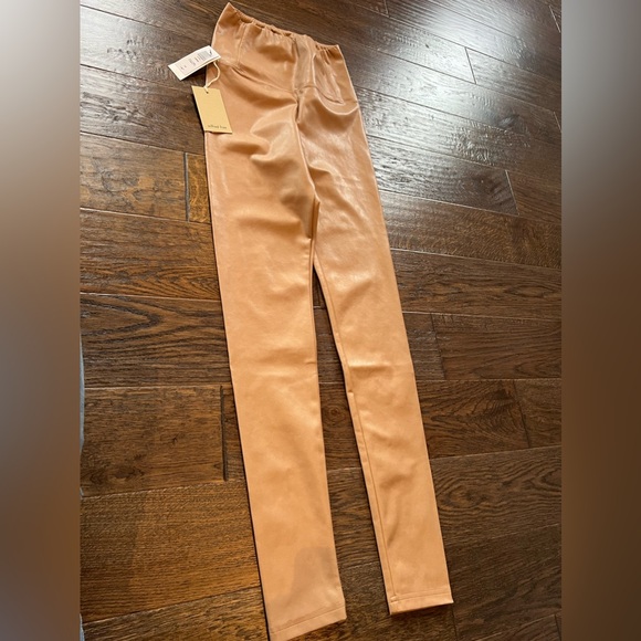 Aritzia Wilfred Free Gold Camel Daria Vegan Leather Pant leggings small - Picture 1 of 5